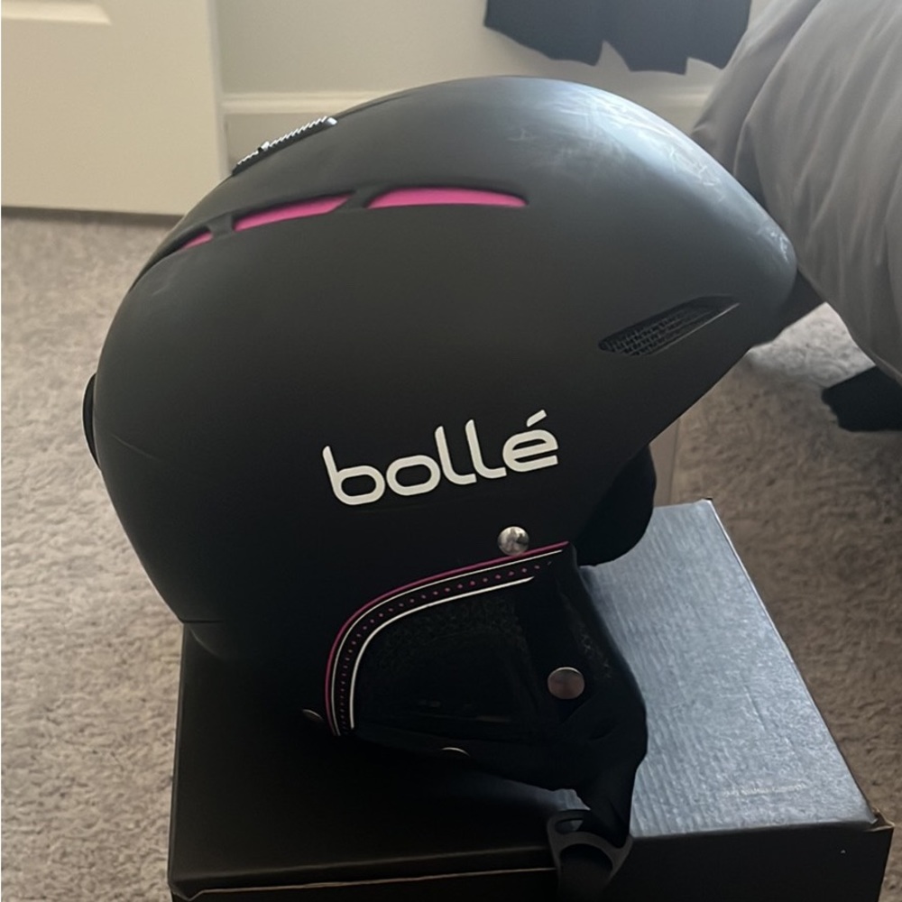 Bolle helmet (size 52-54).